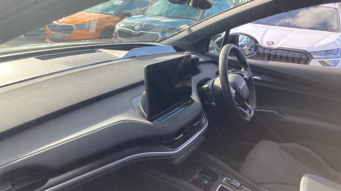 Skoda Enyaq 220kW 85x Sportline 82kWh 4x4 5dr Auto Electric Estate - Image 2